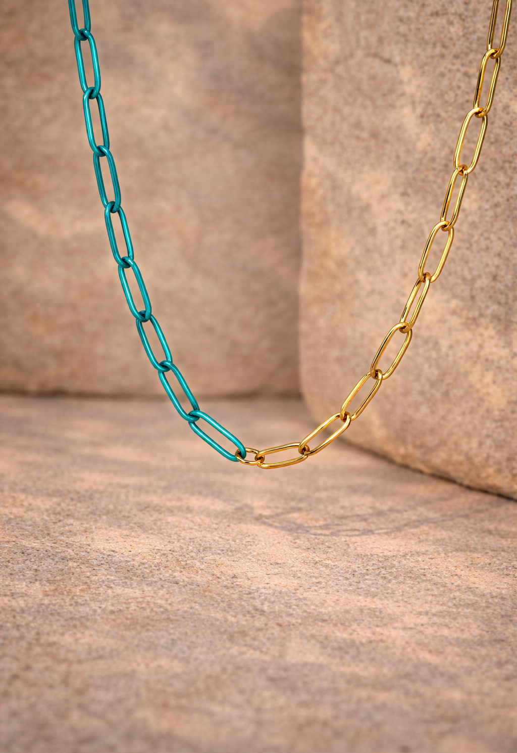 Collier chaine bicolore bleu