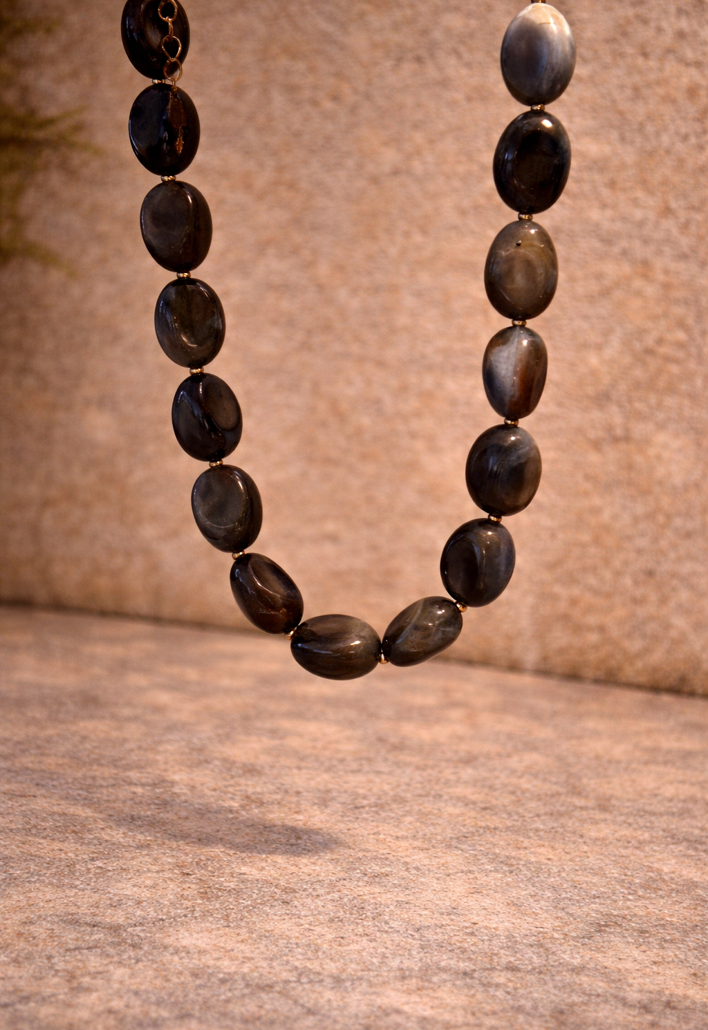 Collier grosses perles grises