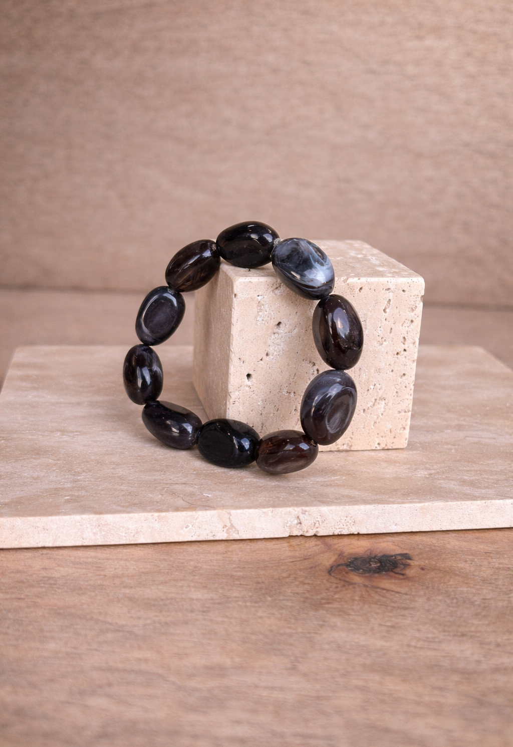 Bracelet grosses perles grises