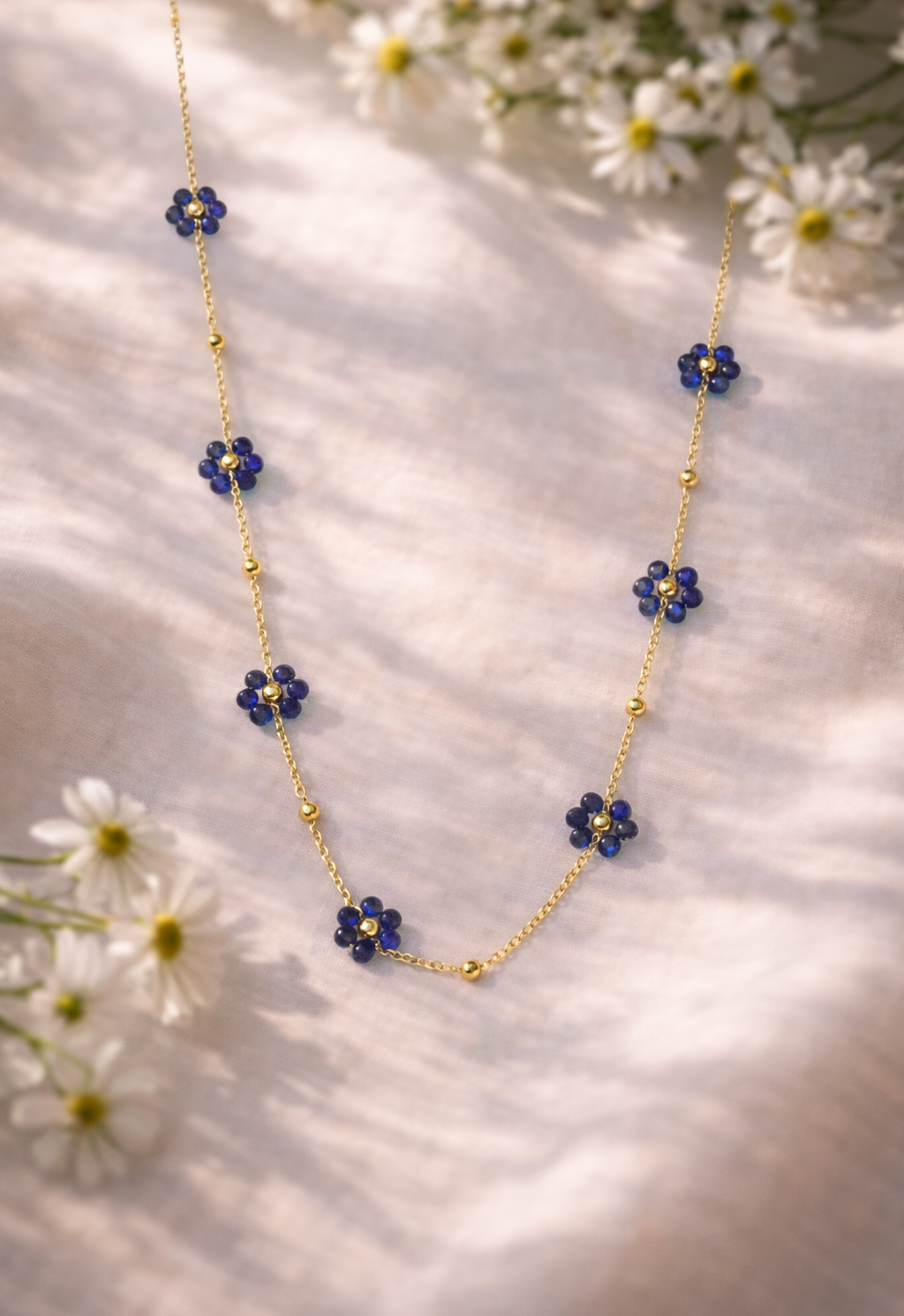 Collier Fleurs de printemps noires